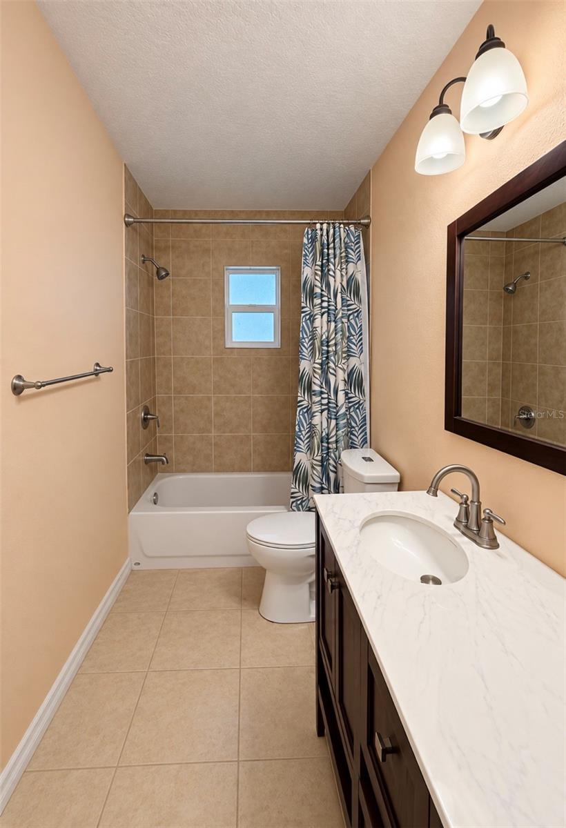 2nd bathroom