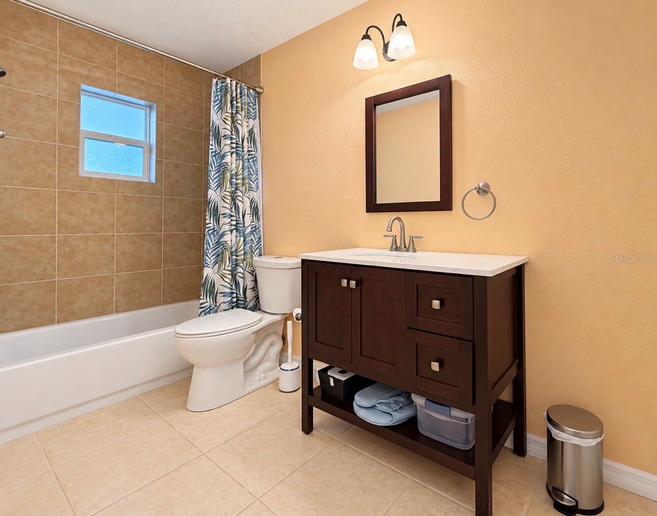 2nd bathroom