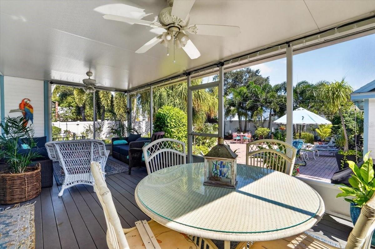2890 8TH AVENUE N, St Petersburg, FL 33713