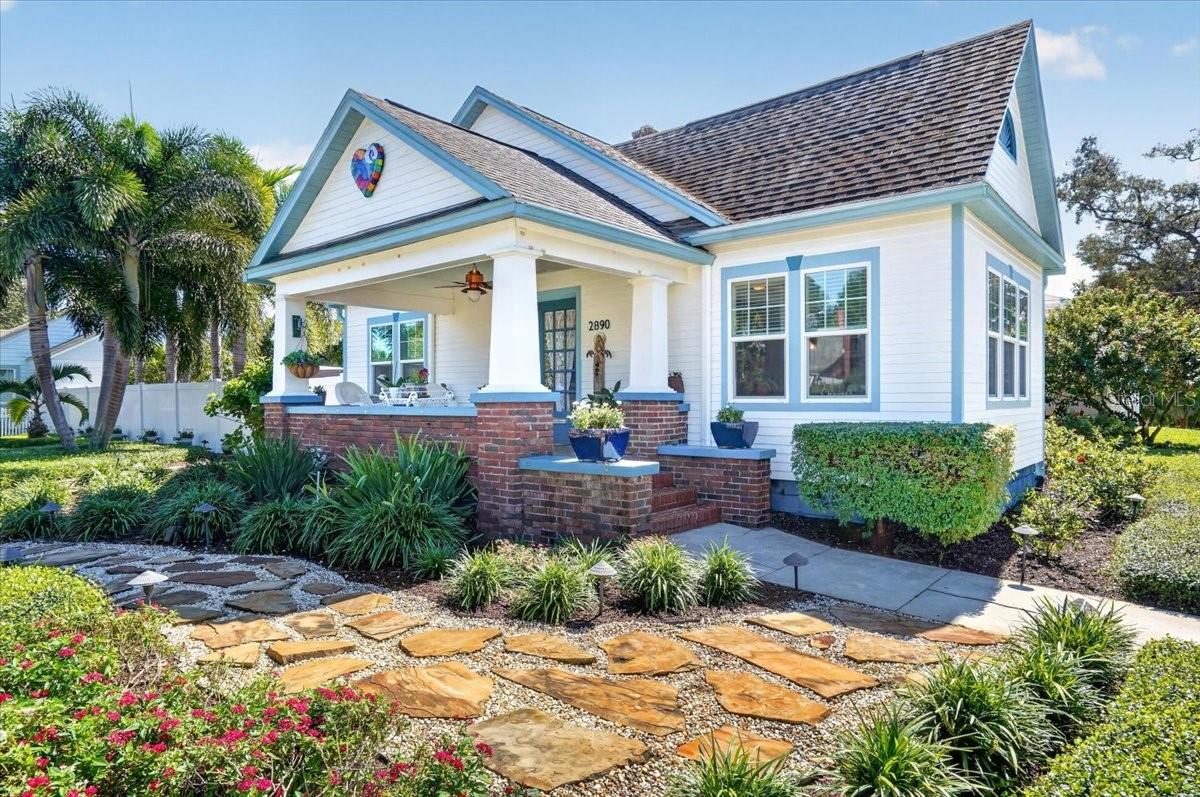 2890 8TH AVENUE N, St Petersburg, FL 33713