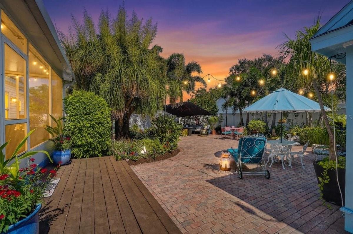 2890 8TH AVENUE N, St Petersburg, FL 33713