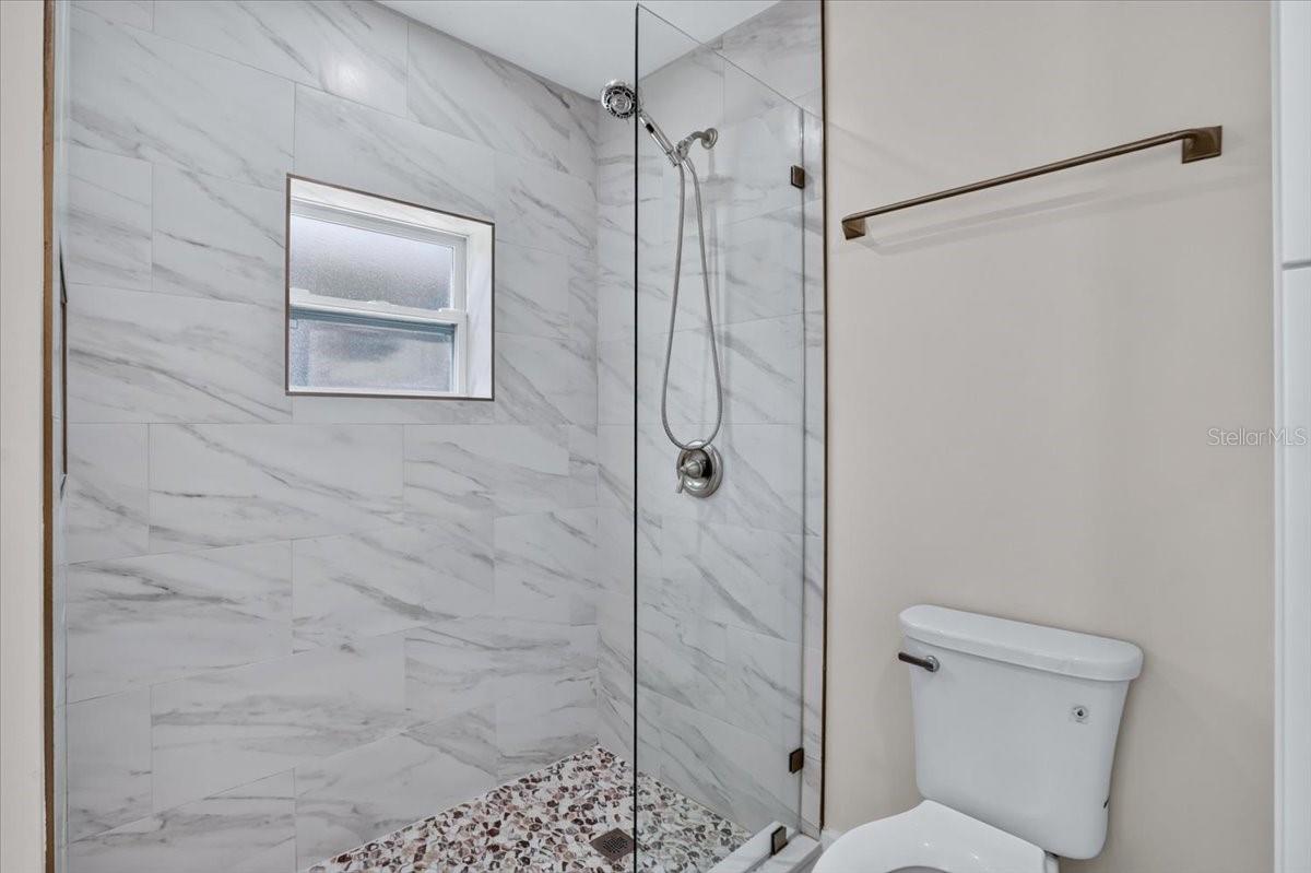 2890 8TH AVENUE N, St Petersburg, FL 33713