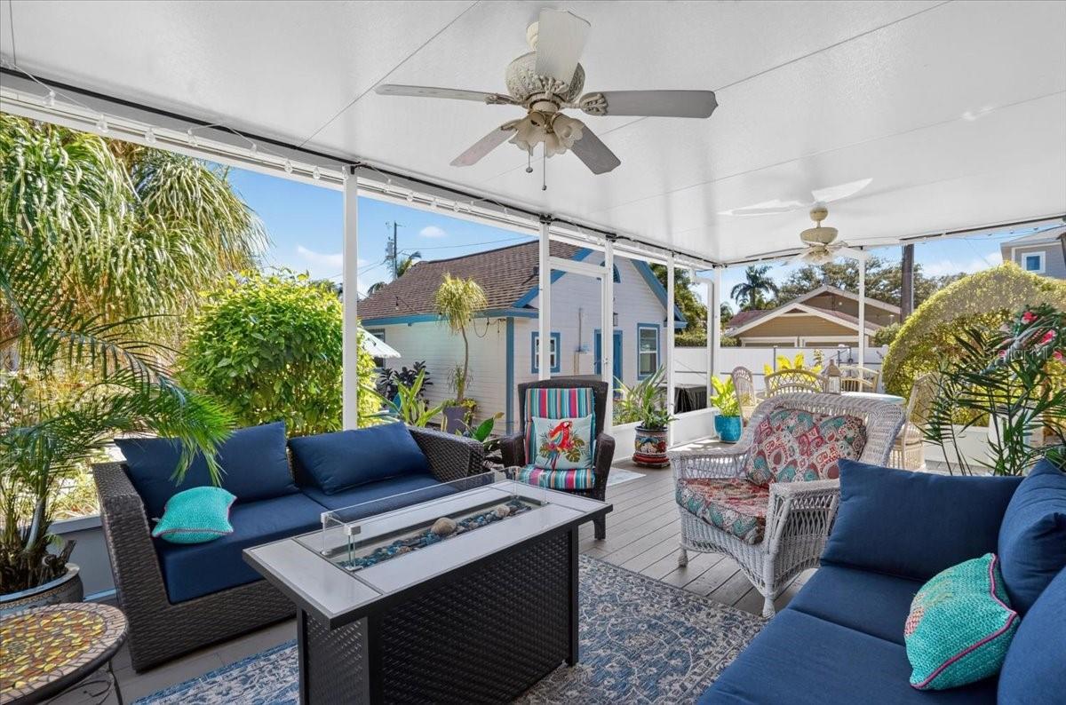 2890 8TH AVENUE N, St Petersburg, FL 33713