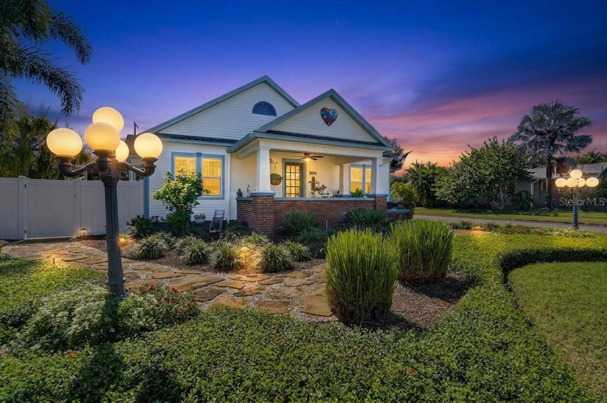 2890 8TH AVENUE N, St Petersburg, FL 33713 2890 8TH AVENUE N, St Petersburg, FL 33713
