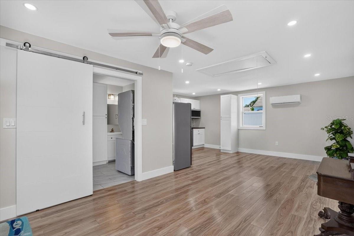 2890 8TH AVENUE N, St Petersburg, FL 33713