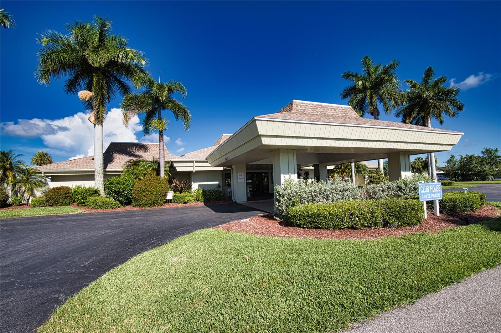 412 VIVAR, North Port, FL 34287