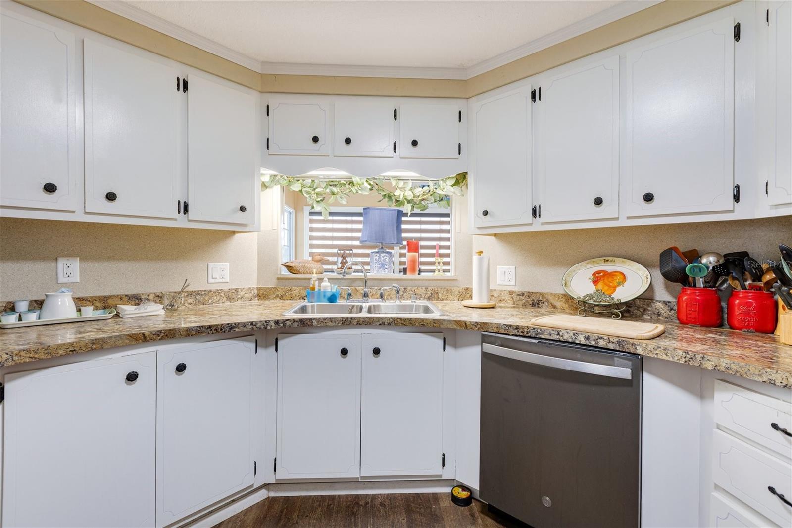 412 VIVAR, North Port, FL 34287