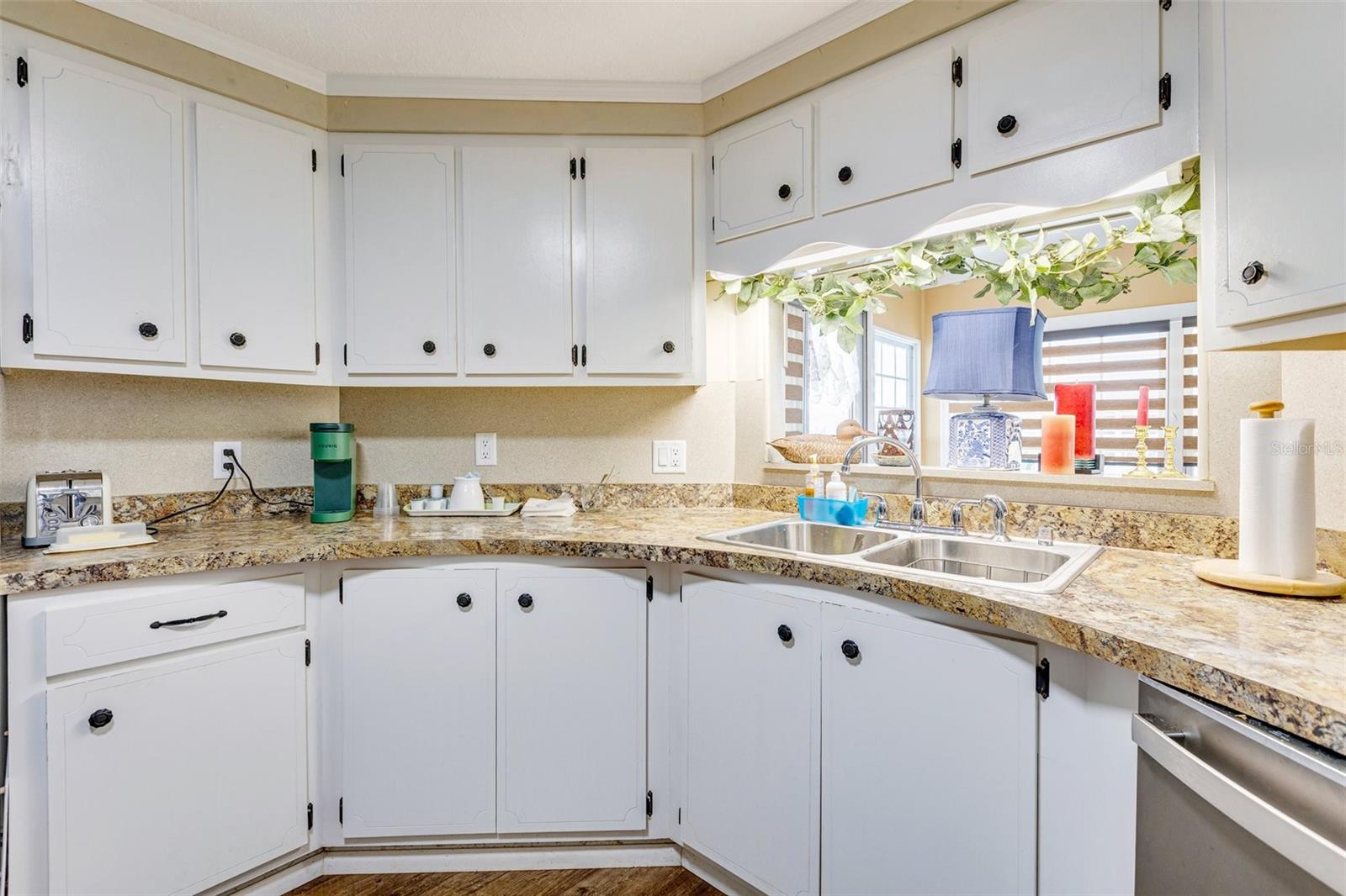 412 VIVAR, North Port, FL 34287