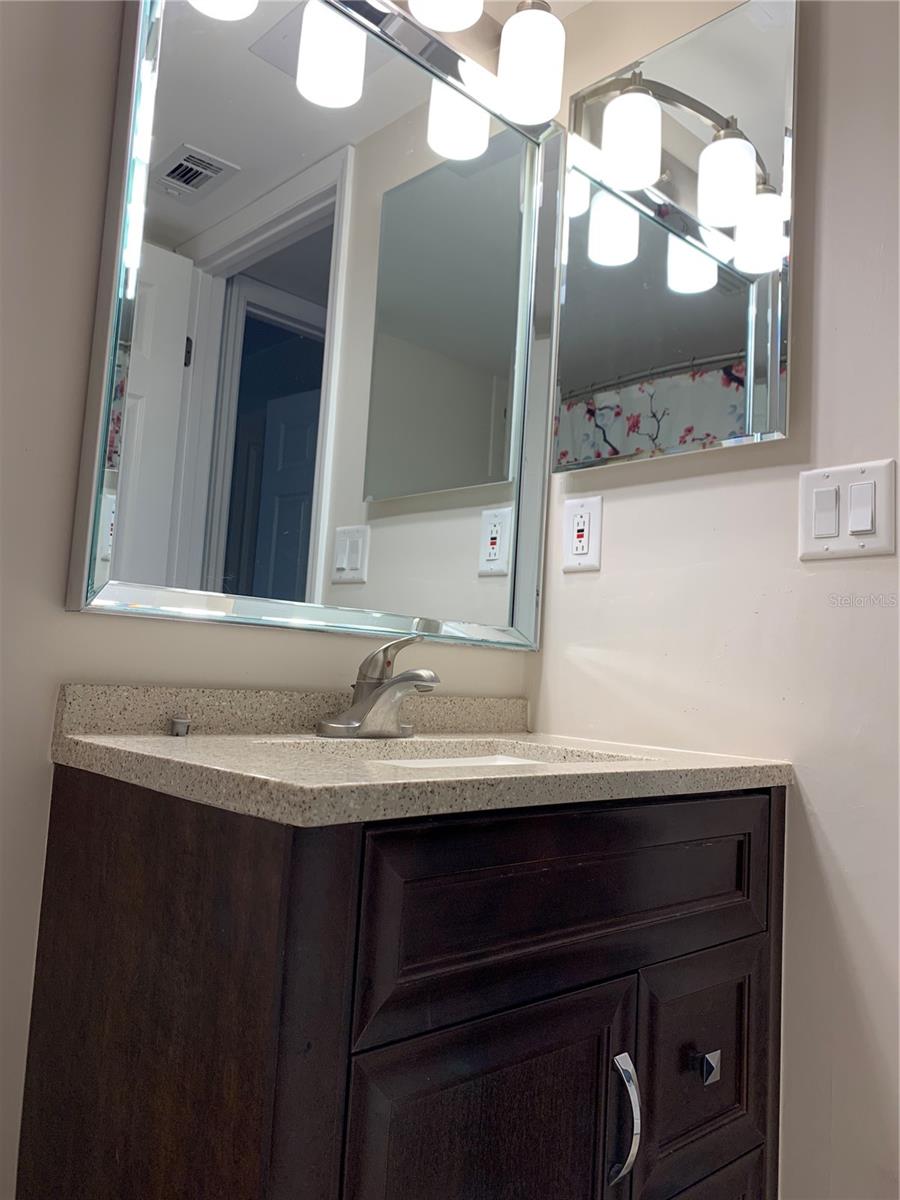 117 CAMILLE COURT, #117, Oldsmar, FL 34677