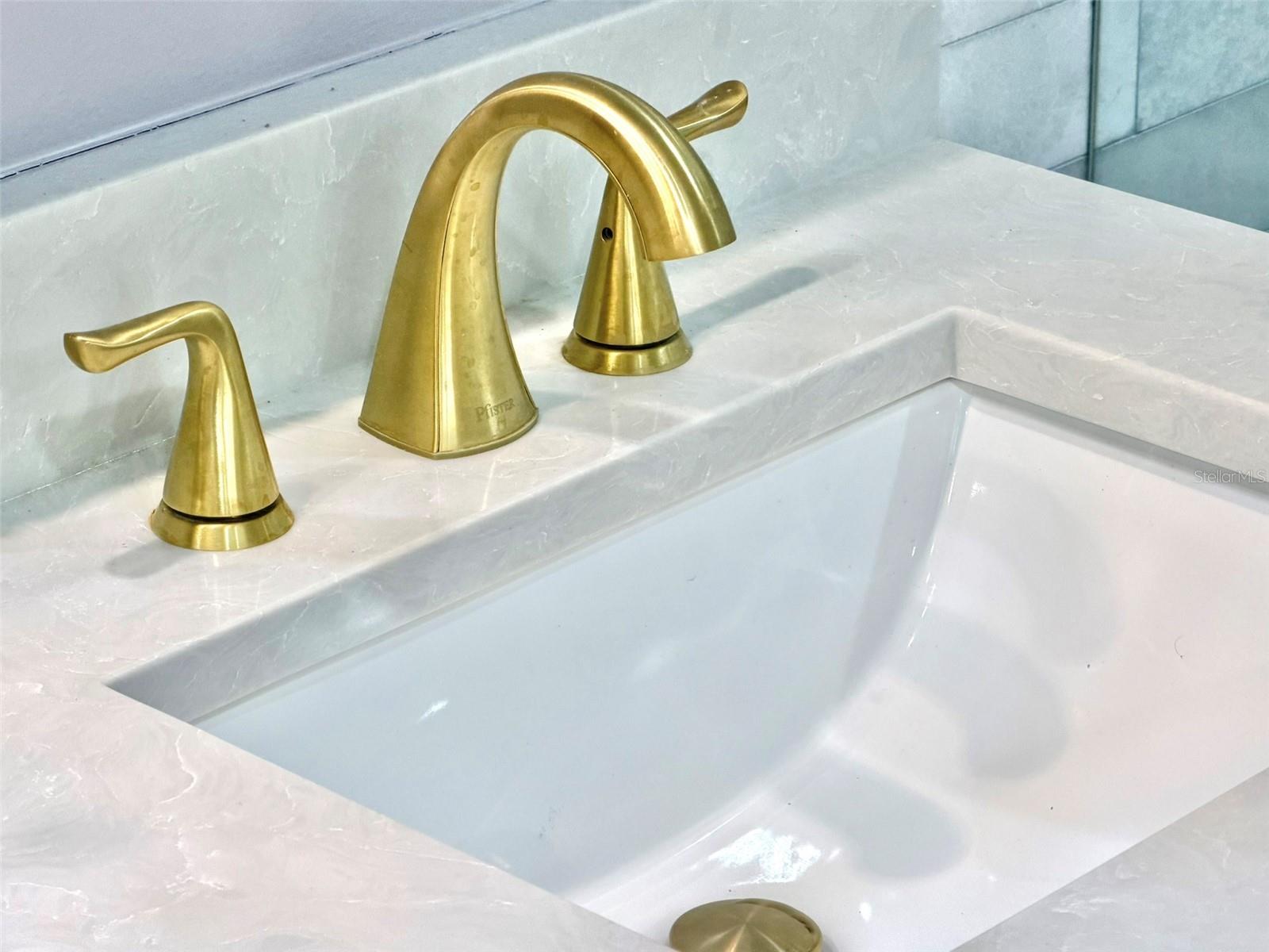 Primary Bath Fixtures