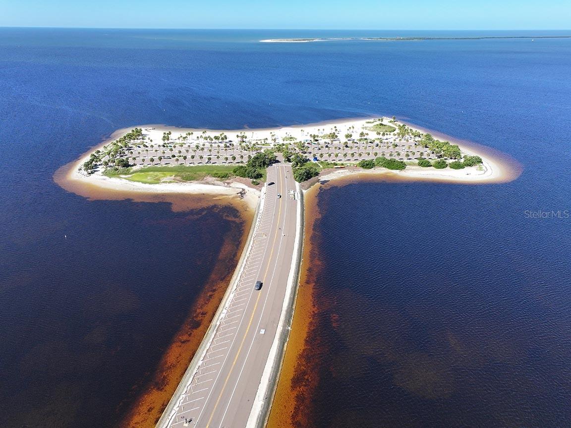 Beautiful Beaches at Fred Howard Park