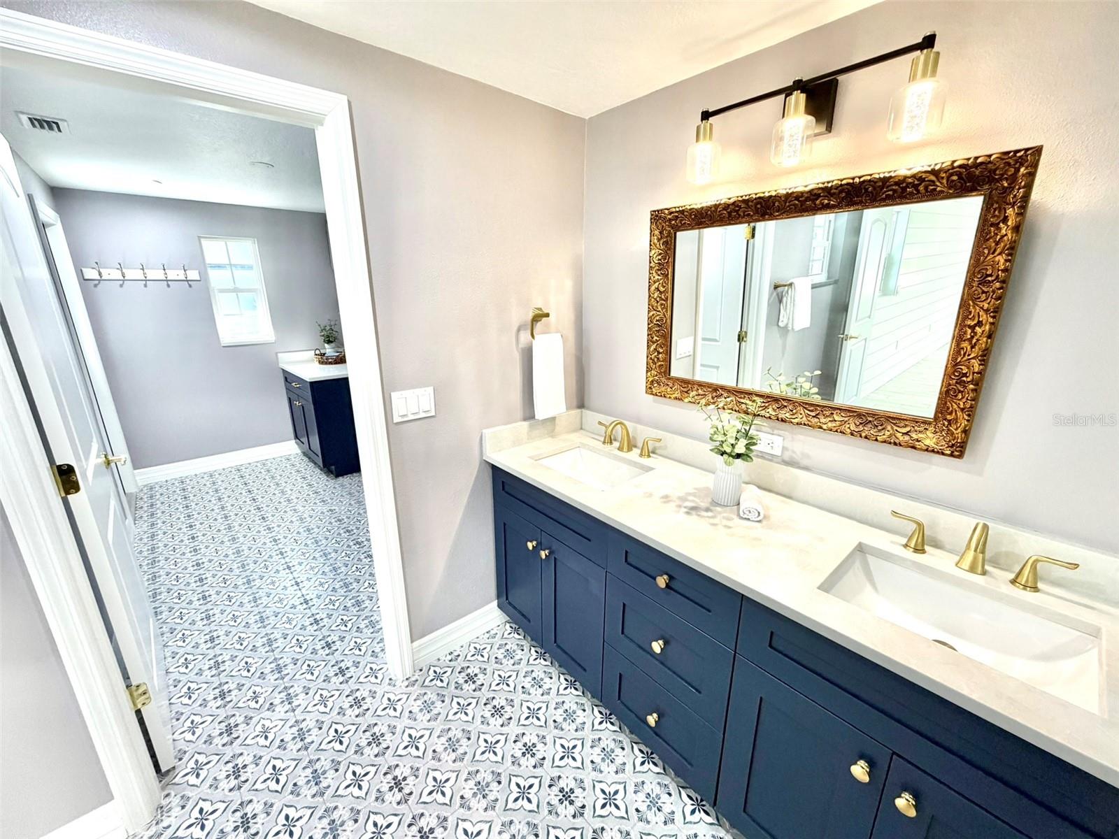 Primary Bath toward Laundry