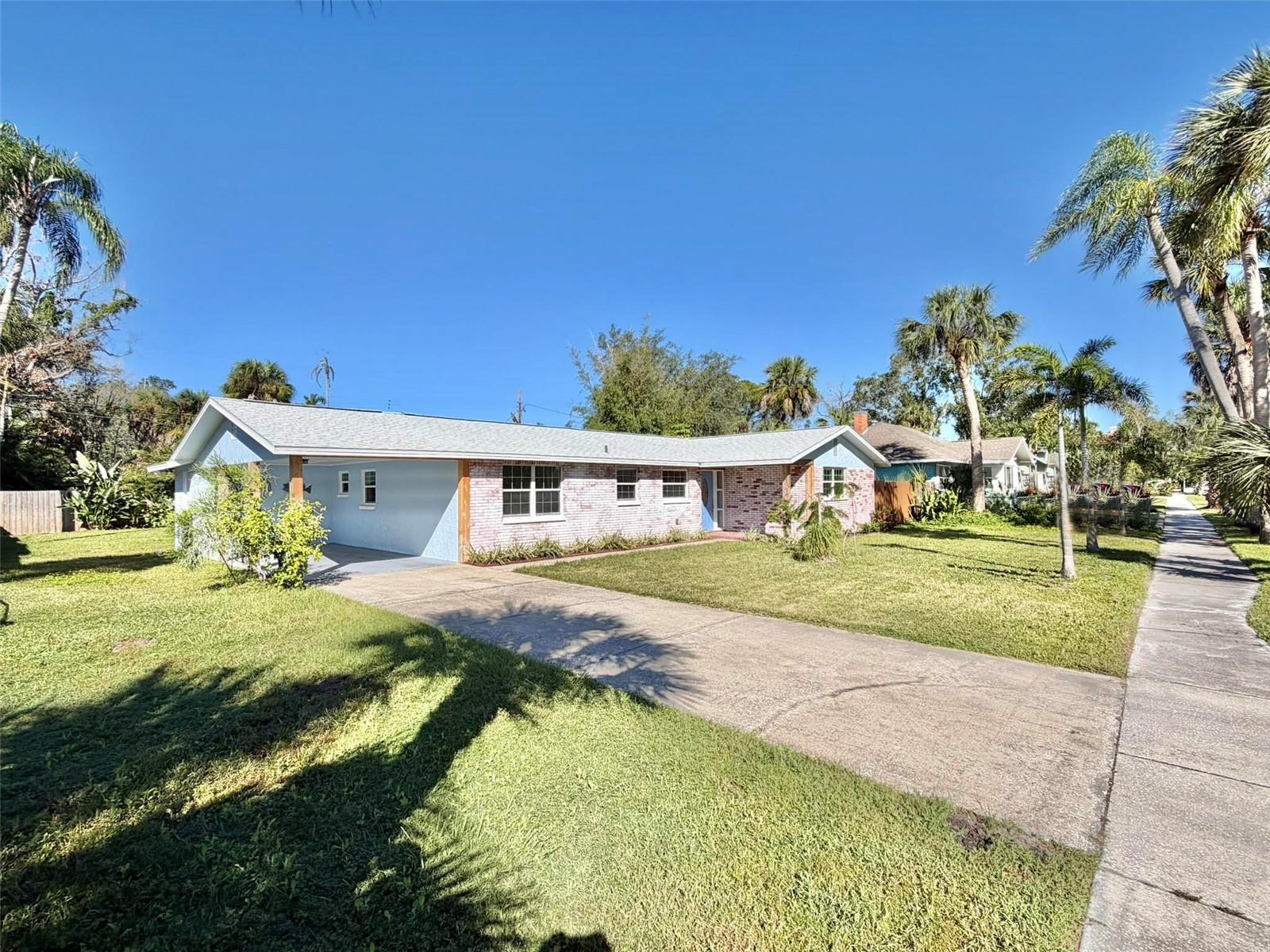 Charming home on a quarter acre lot!