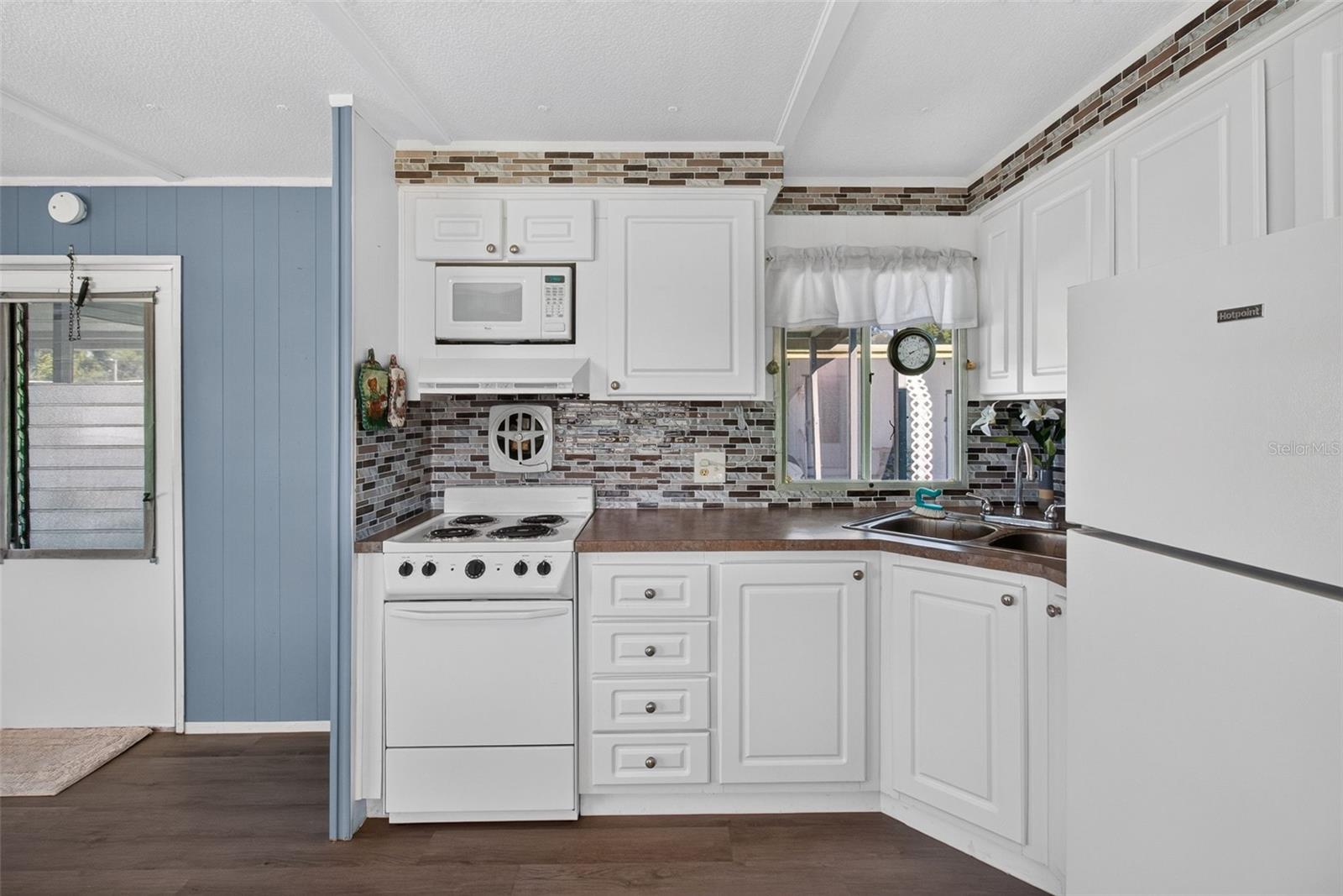 2000 E BAY DRIVE, #41, Largo, FL 33771