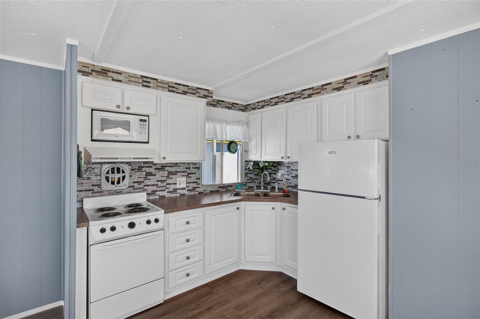 2000 E BAY DRIVE, #41, Largo, FL 33771
