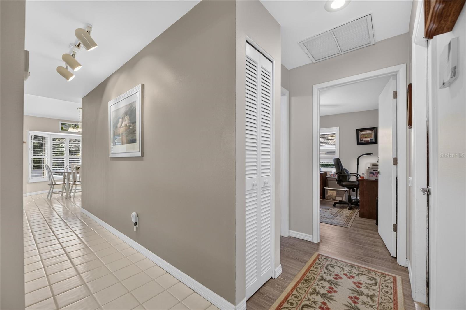 5713 GARDEN LAKES MAJESTIC, Bradenton, FL 34203