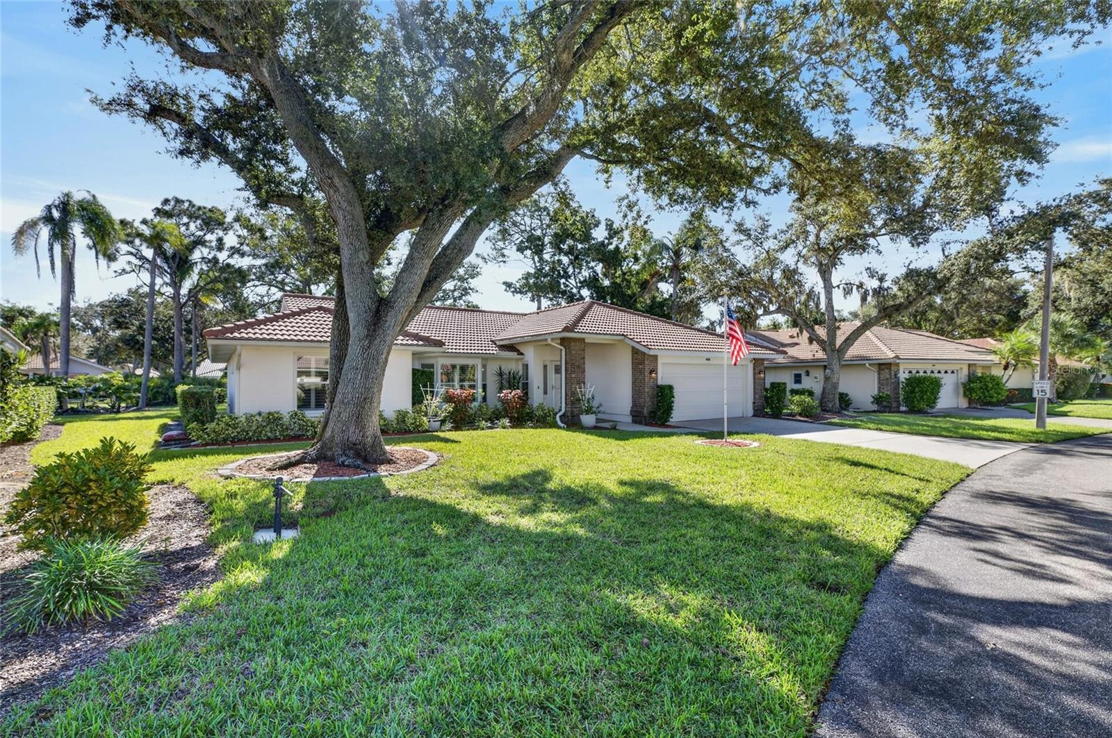 5713 GARDEN LAKES MAJESTIC, Bradenton, FL 34203 5713 GARDEN LAKES MAJESTIC, Bradenton, FL 34203