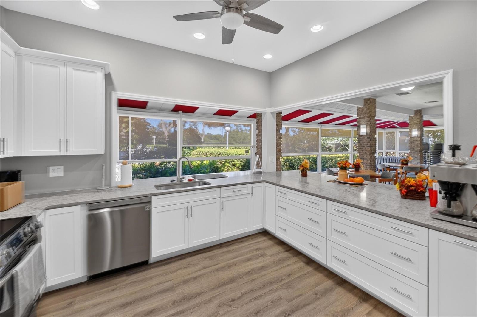 5713 GARDEN LAKES MAJESTIC, Bradenton, FL 34203