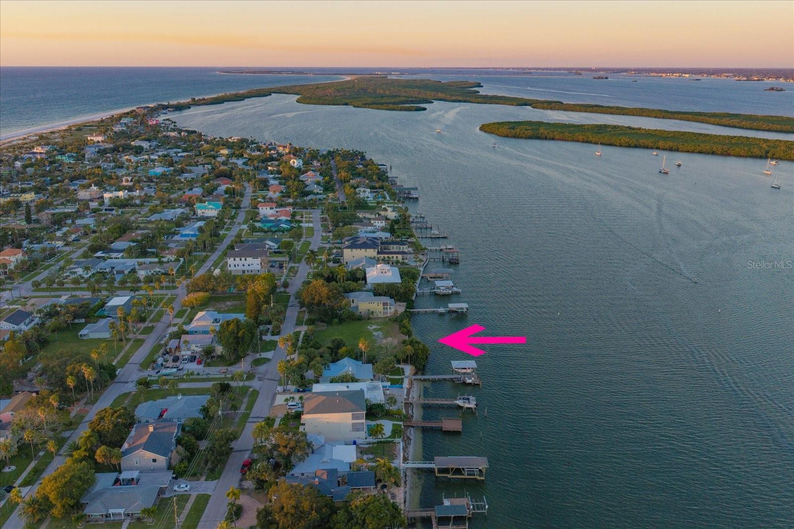 871 BAY ESPLANADE, Clearwater, FL 33767