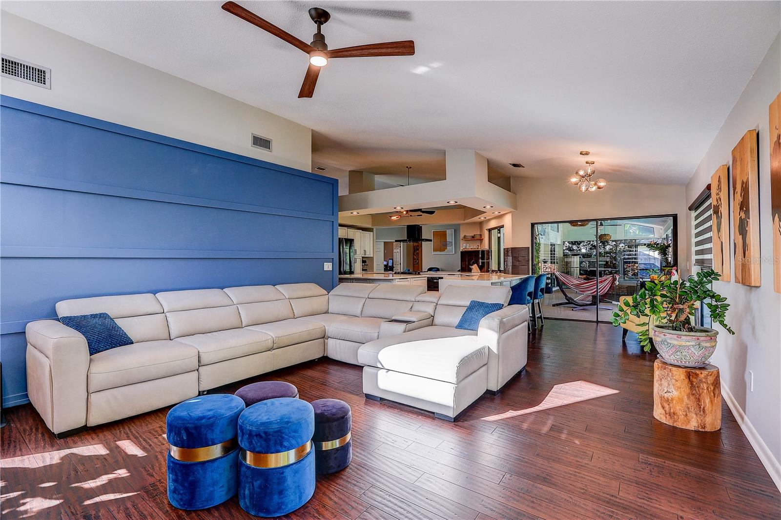 3929 BUCKINGHAM LOOP DRIVE, Valrico, FL 33594