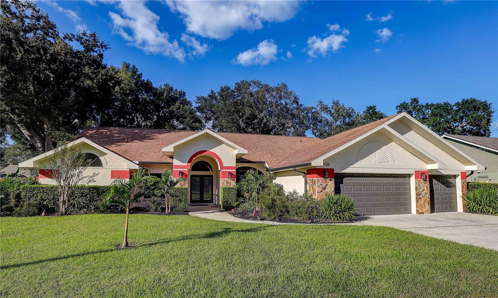 3929 BUCKINGHAM LOOP DRIVE, Valrico, FL 33594