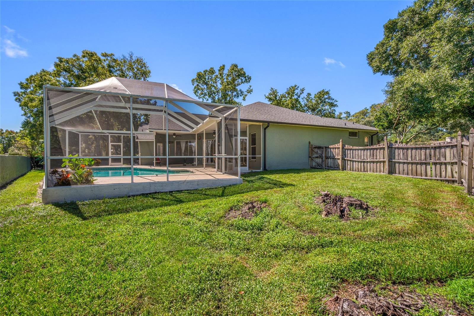 1648 WOODRIDGE COURT, Lutz, FL 33559