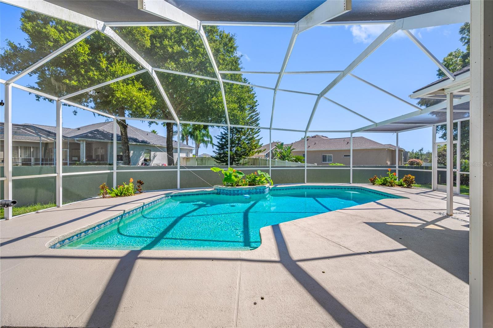 1648 WOODRIDGE COURT, Lutz, FL 33559