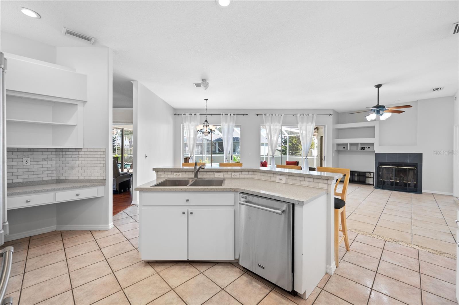 1648 WOODRIDGE COURT, Lutz, FL 33559