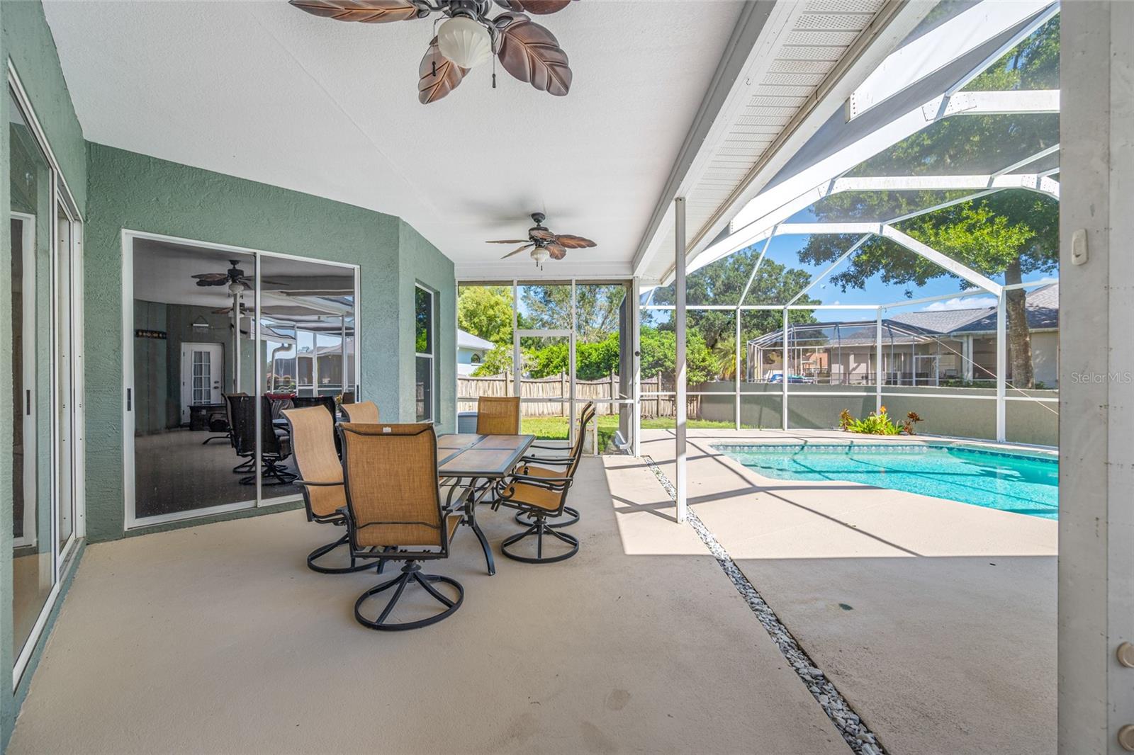 1648 WOODRIDGE COURT, Lutz, FL 33559