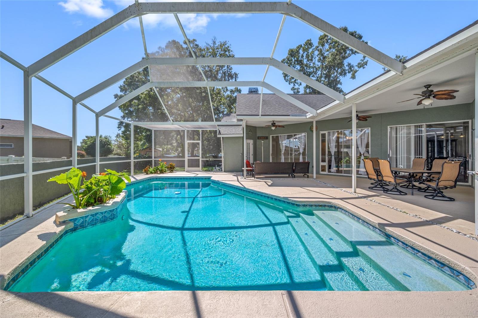 1648 WOODRIDGE COURT, Lutz, FL 33559