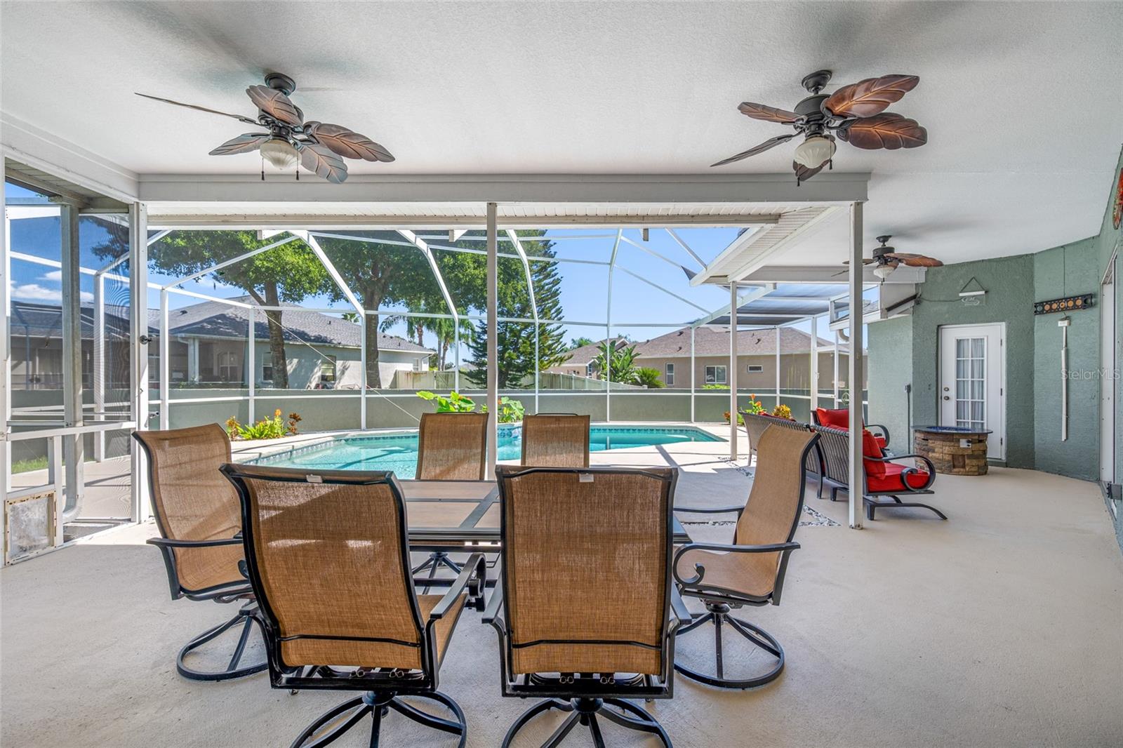 1648 WOODRIDGE COURT, Lutz, FL 33559