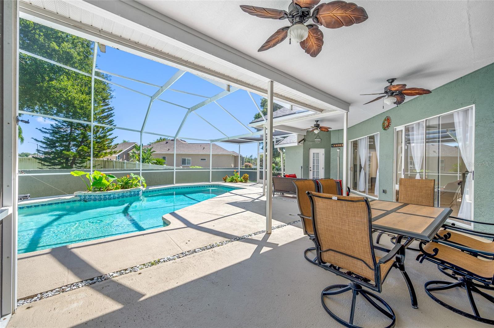 1648 WOODRIDGE COURT, Lutz, FL 33559