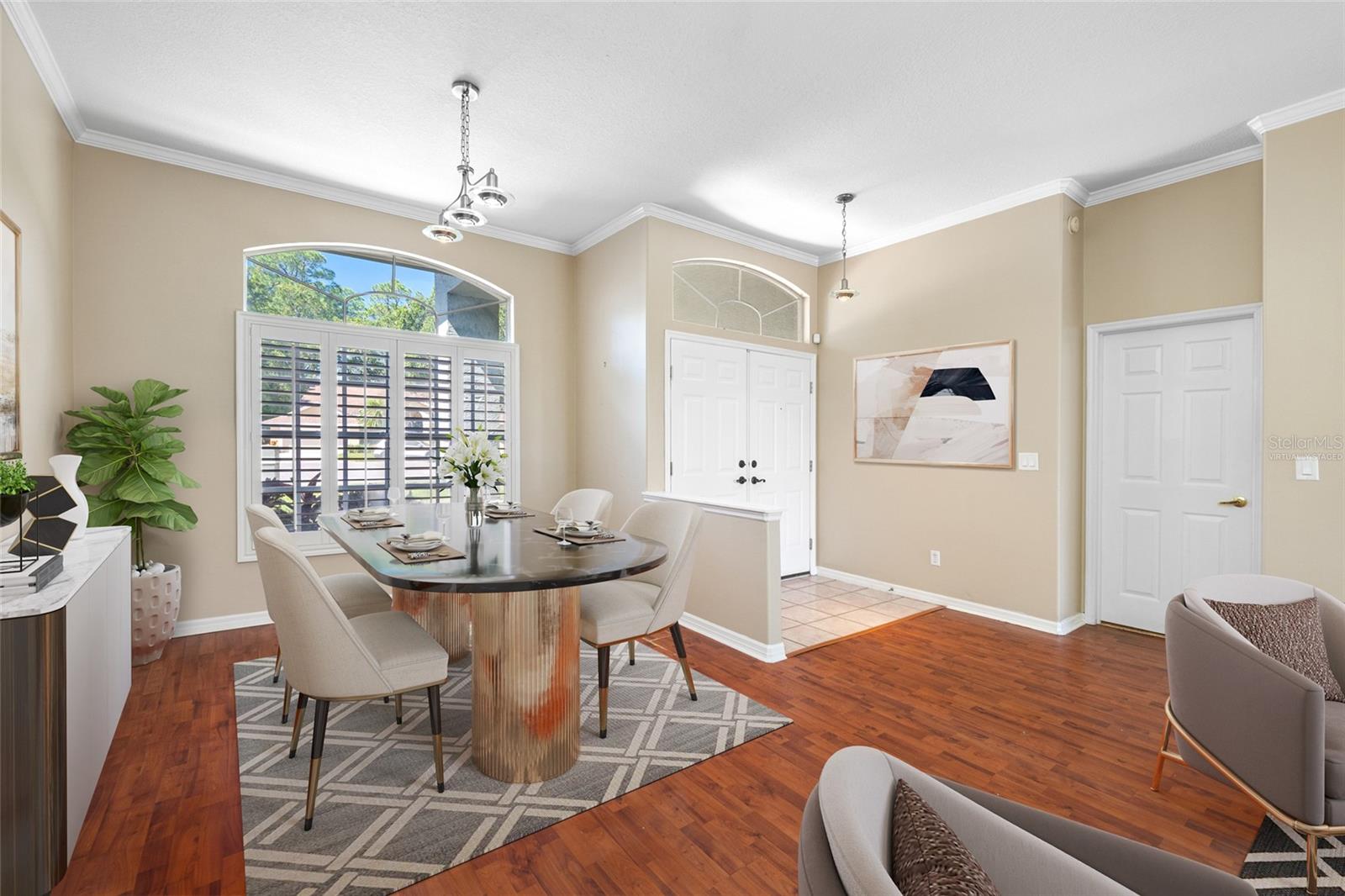 Dining Area - VIRTUALLY STAGED