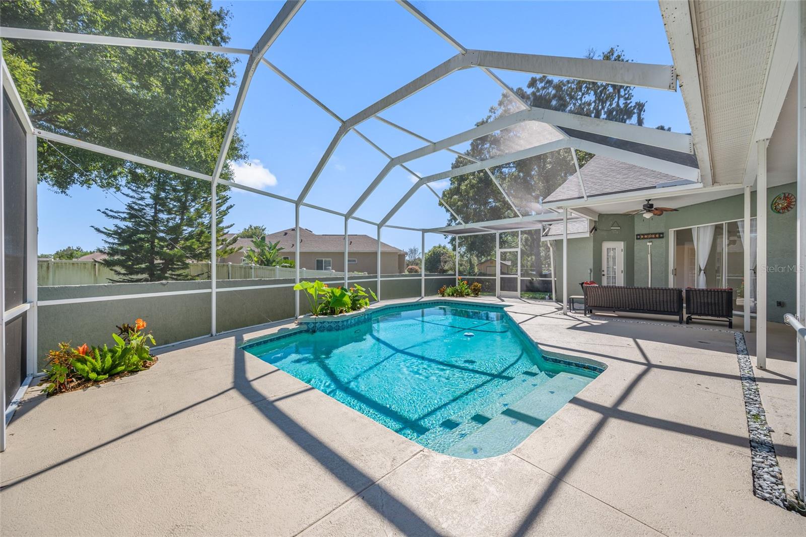 1648 WOODRIDGE COURT, Lutz, FL 33559