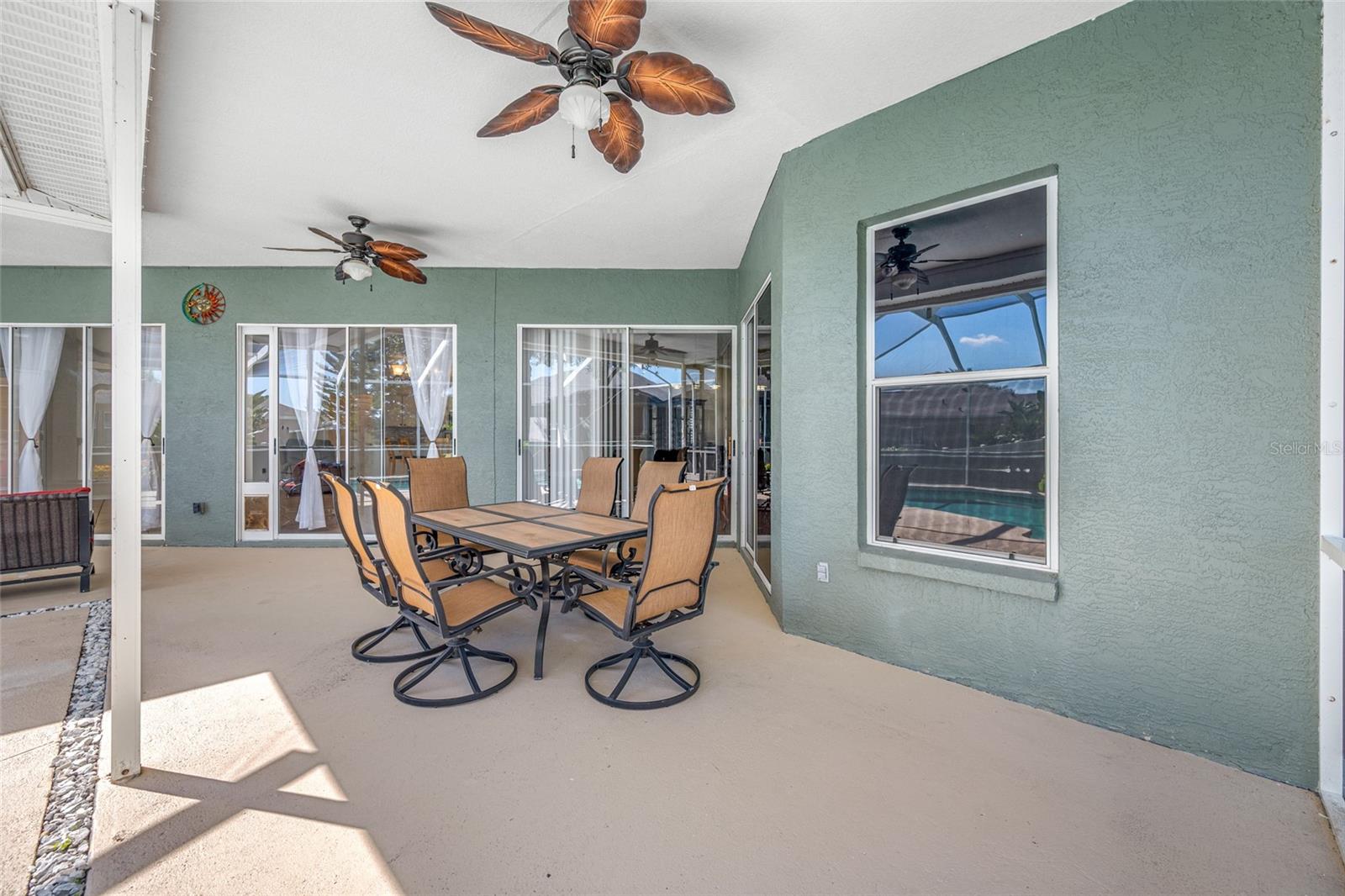 1648 WOODRIDGE COURT, Lutz, FL 33559