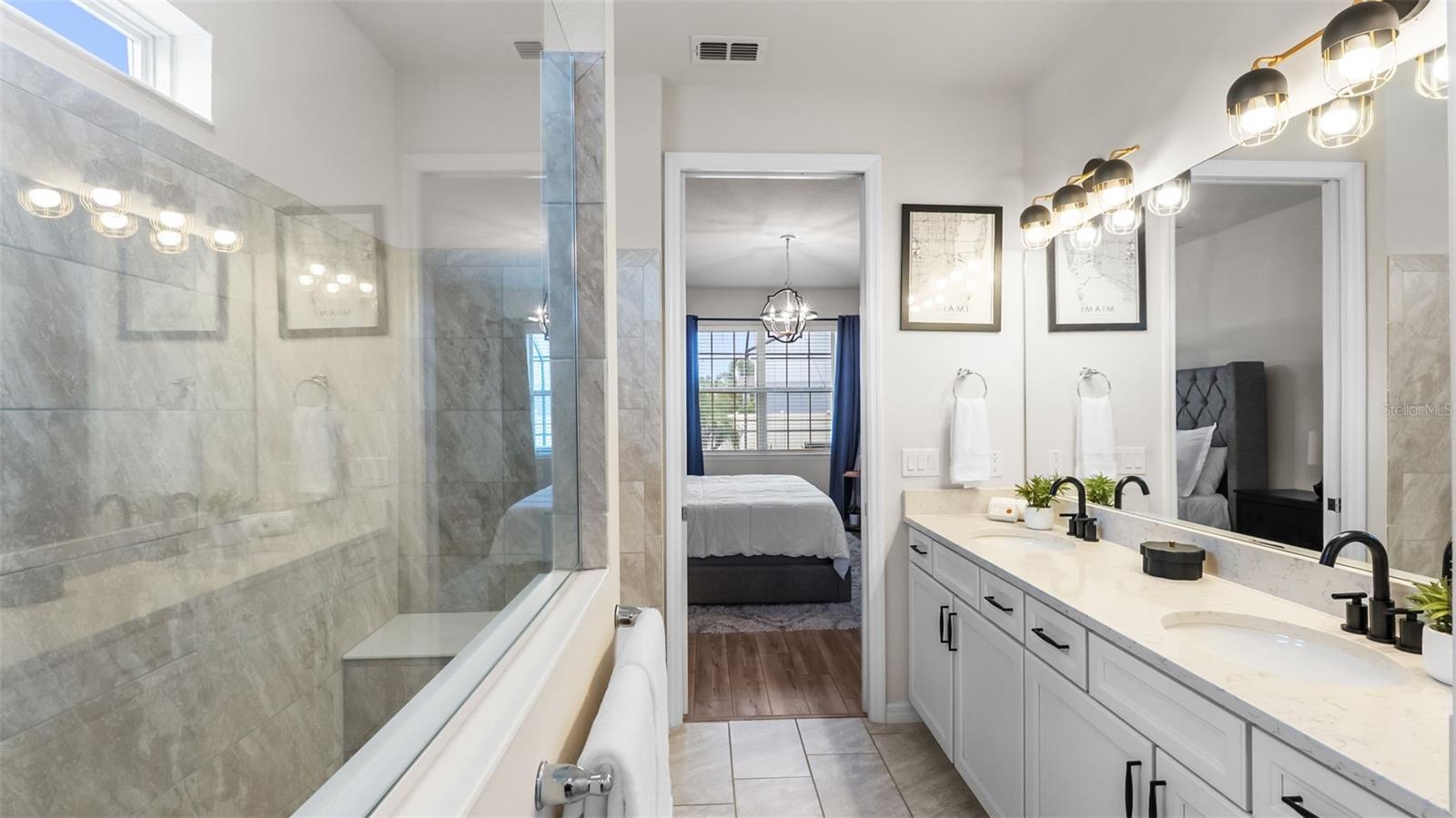 Primary En-Suite