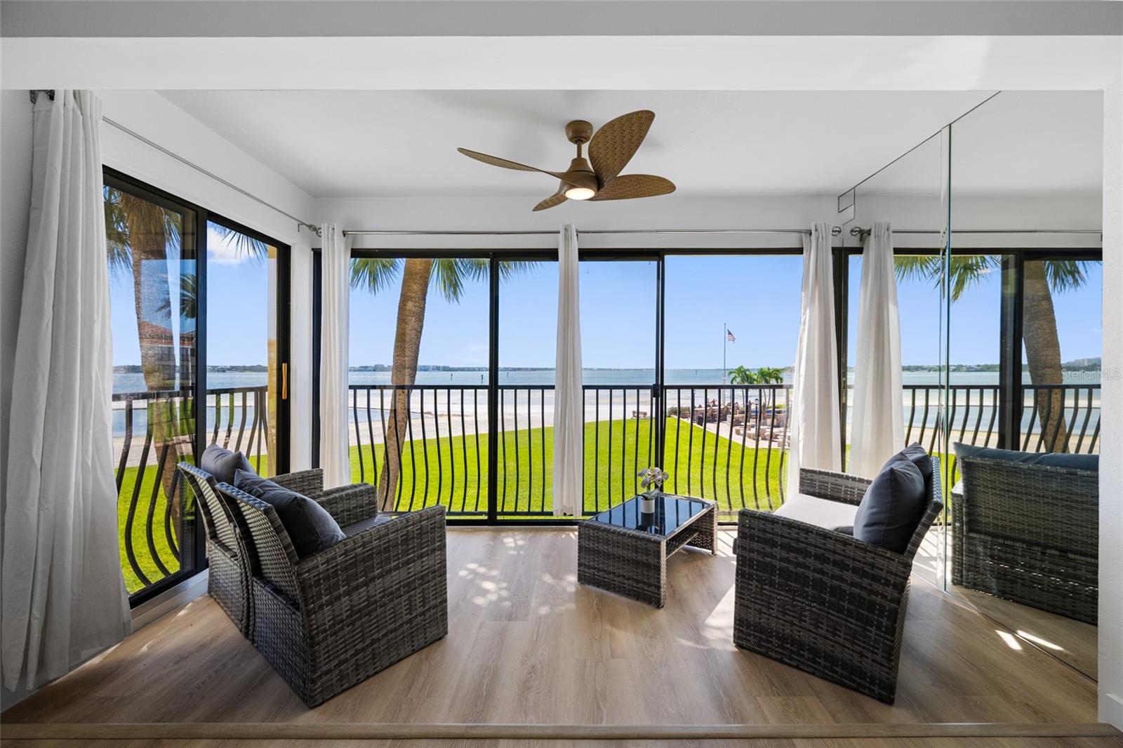 865 S GULFVIEW BOULEVARD, #202, Clearwater, FL 33767 865 S GULFVIEW BOULEVARD, #202, Clearwater, FL 33767