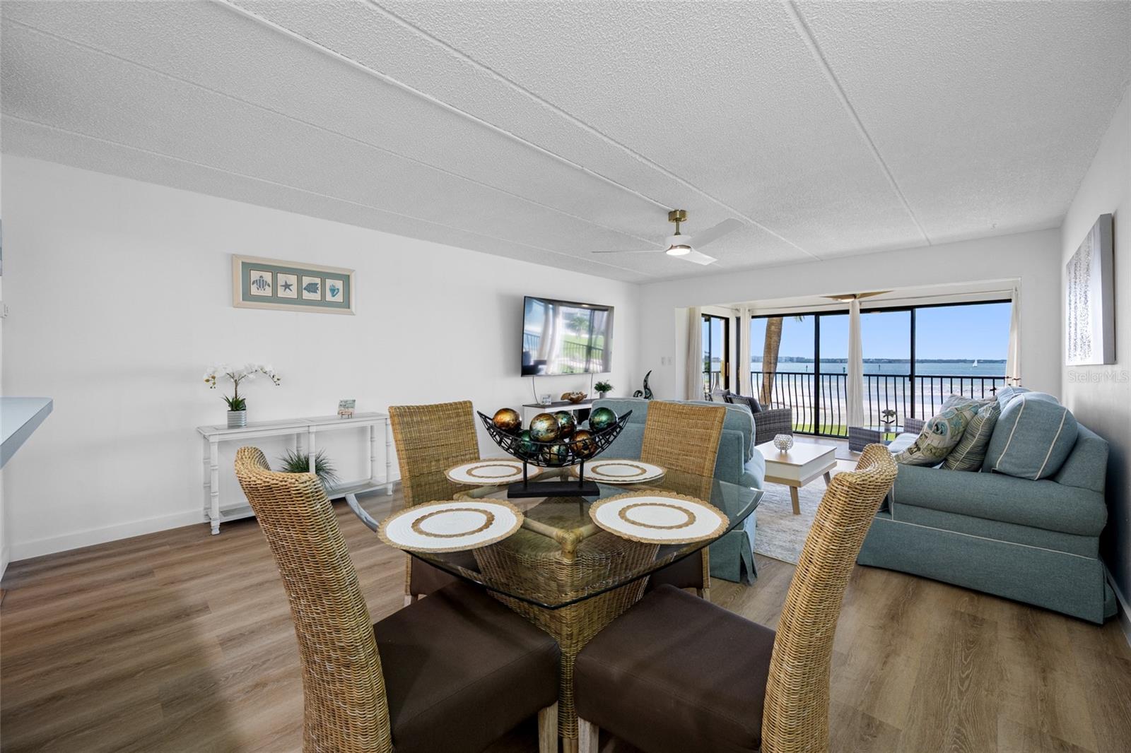 865 S GULFVIEW BOULEVARD, #202, Clearwater, FL 33767