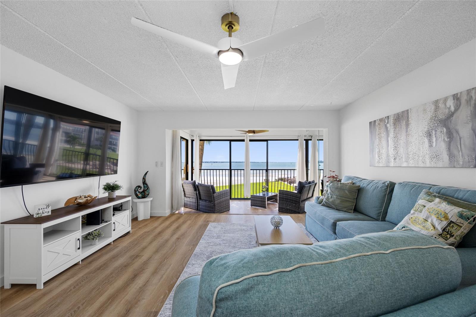 865 S GULFVIEW BOULEVARD, #202, Clearwater, FL 33767