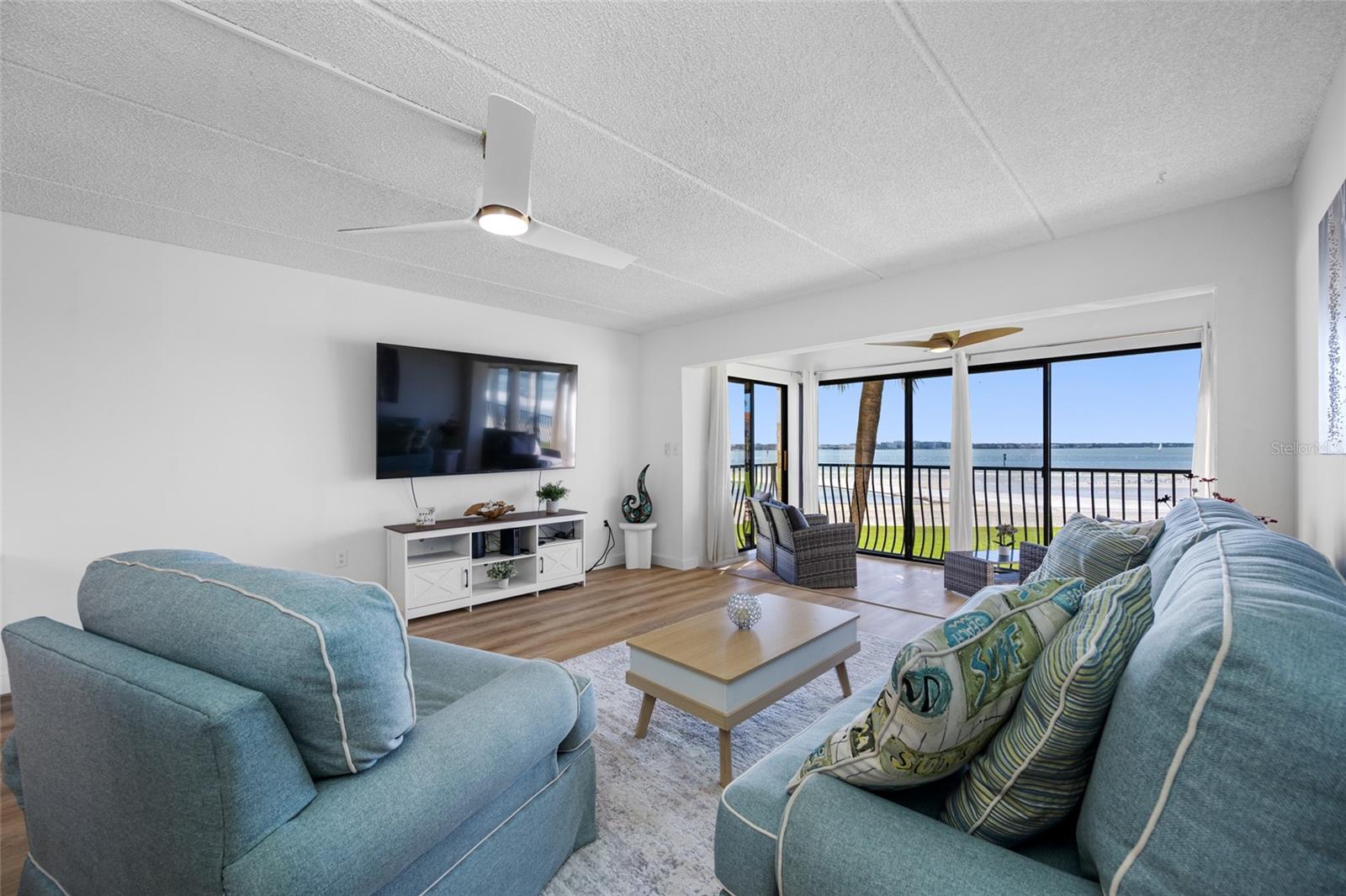 865 S GULFVIEW BOULEVARD, #202, Clearwater, FL 33767