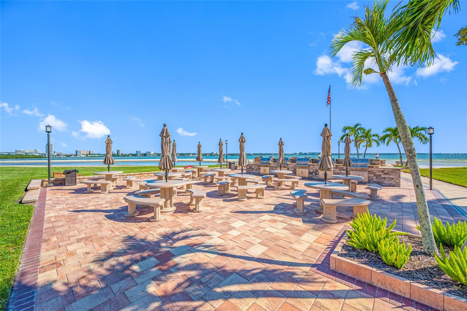 865 S GULFVIEW BOULEVARD, #202, Clearwater, FL 33767