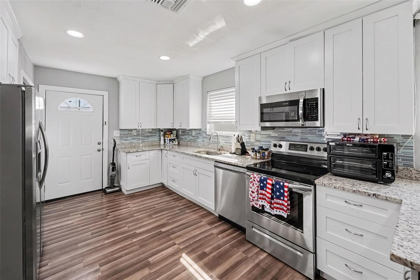 2711 N 33RD STREET, Tampa, FL 33605