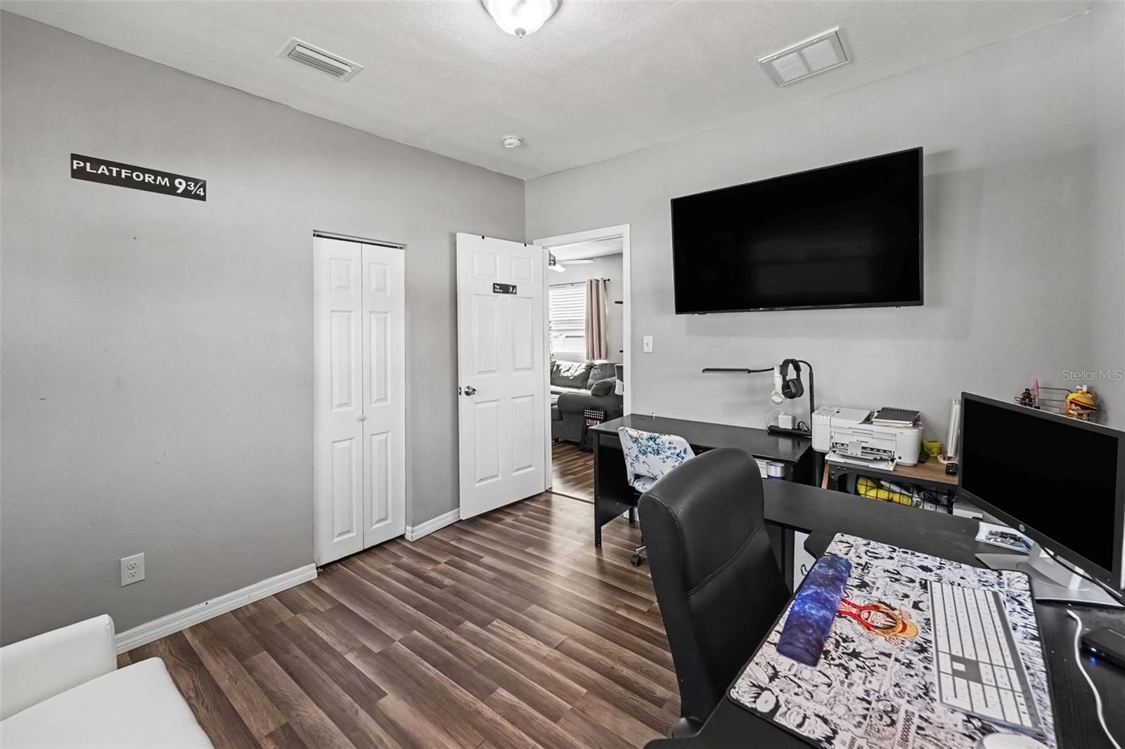 2711 N 33RD STREET, Tampa, FL 33605