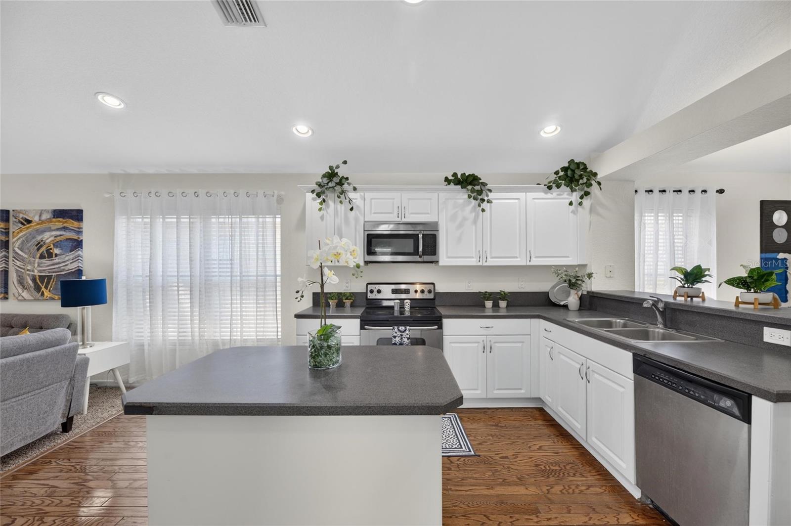 11517 CRESTLAKE VILLAGE DRIVE, Riverview, FL 33569