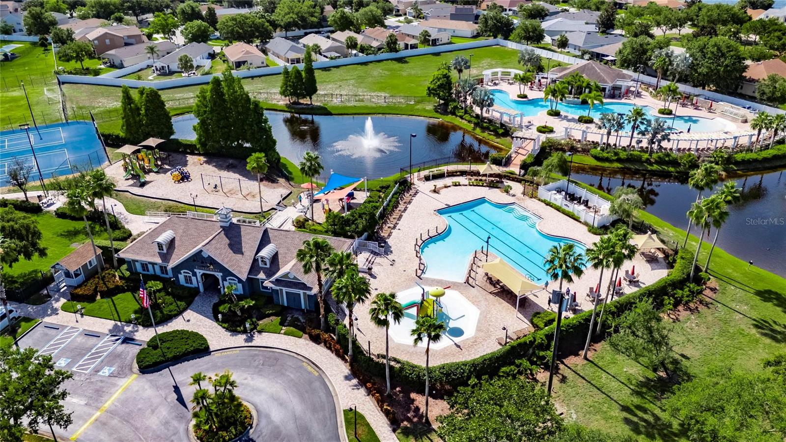 11517 CRESTLAKE VILLAGE DRIVE, Riverview, FL 33569