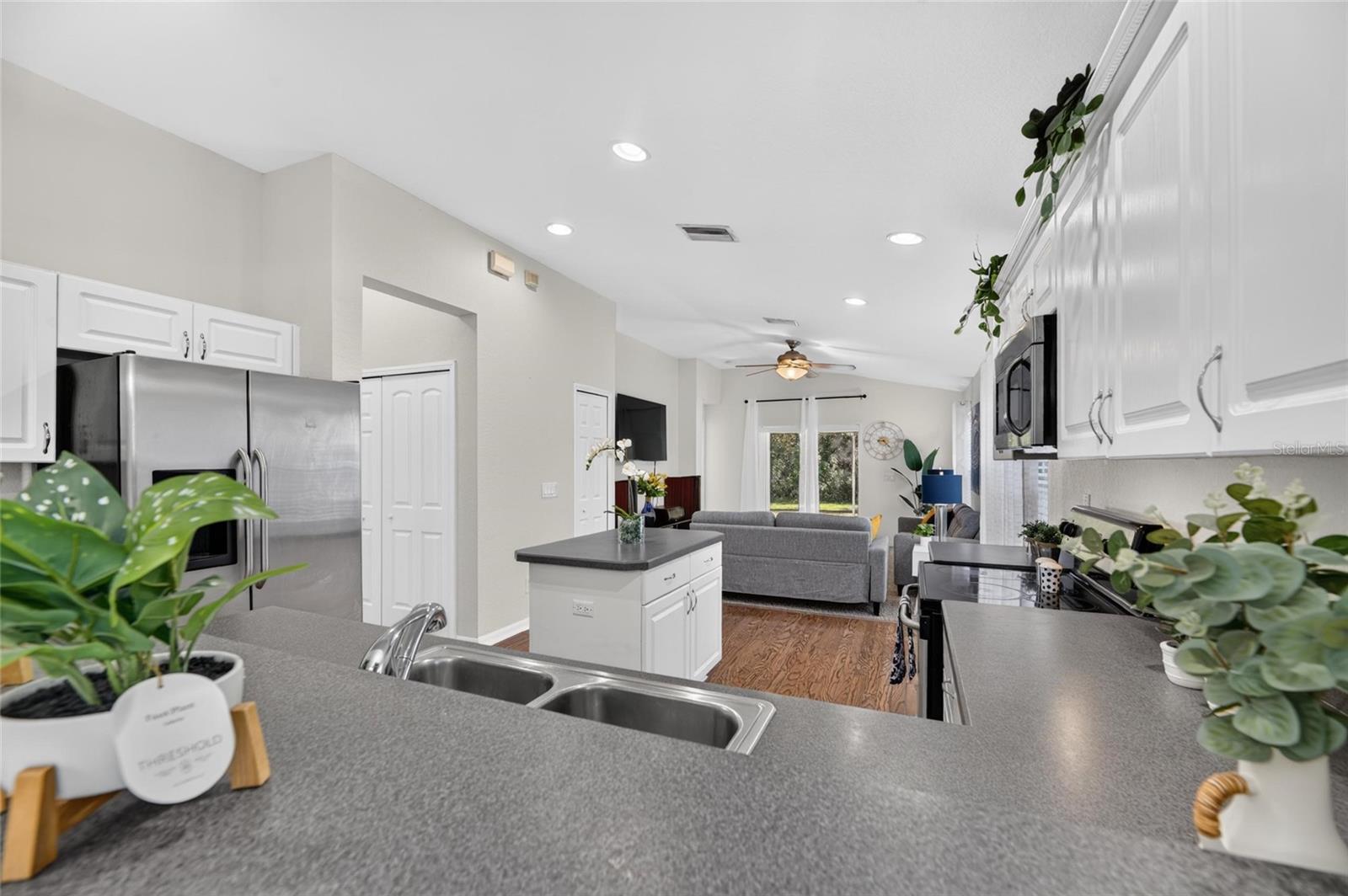 11517 CRESTLAKE VILLAGE DRIVE, Riverview, FL 33569