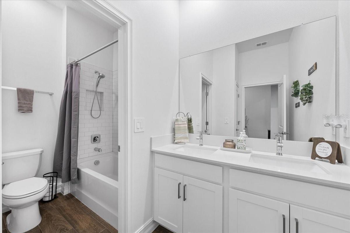12421 BERGSTROM BAY DRIVE, Riverview, FL 33579