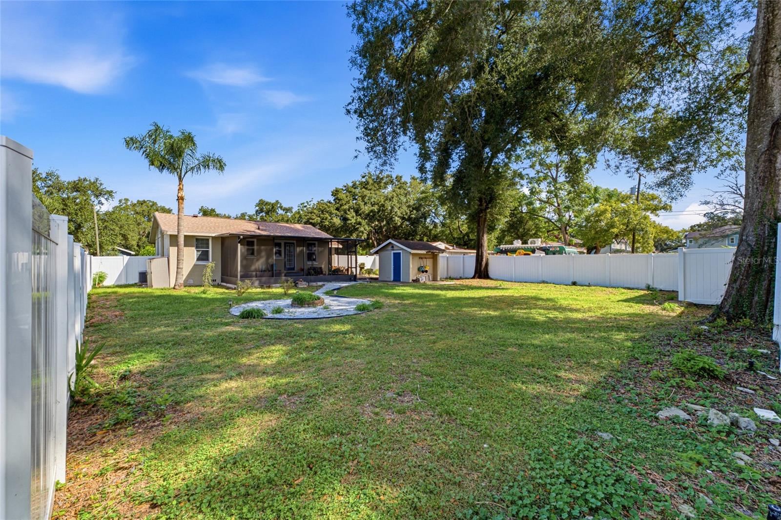 1427 E COMANCHE AVENUE, Tampa, FL 33604
