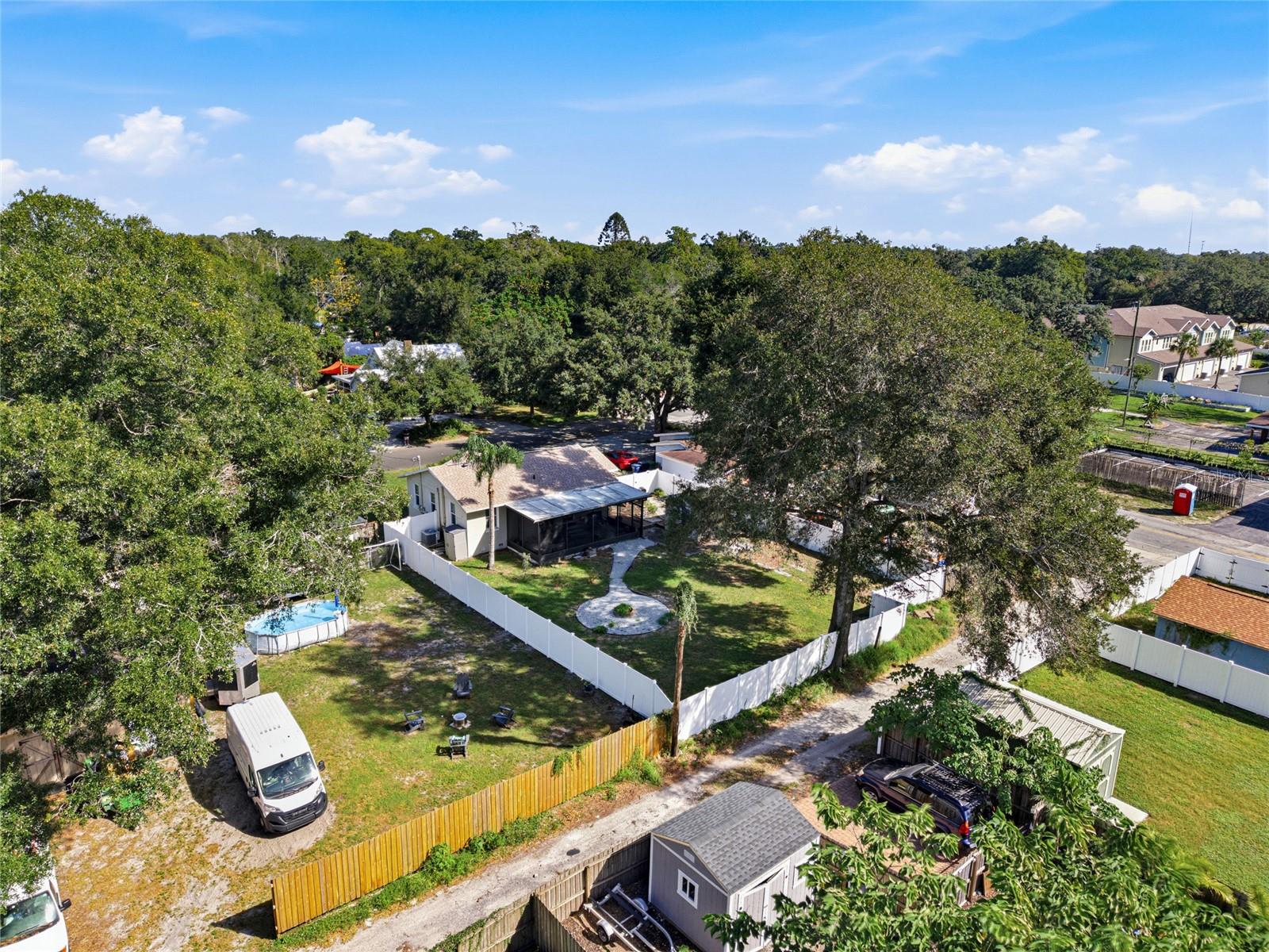 1427 E COMANCHE AVENUE, Tampa, FL 33604