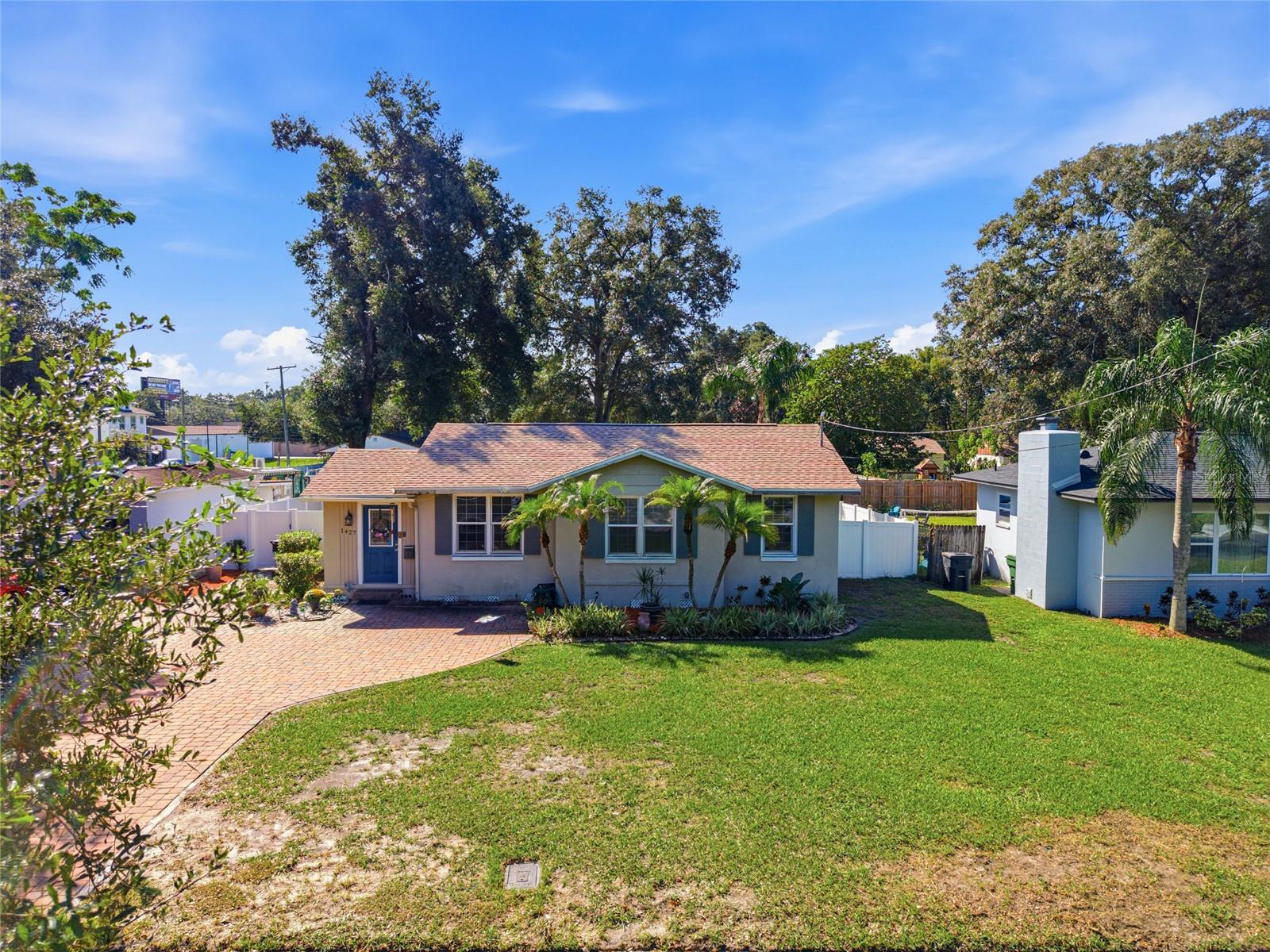 1427 E COMANCHE AVENUE, Tampa, FL 33604